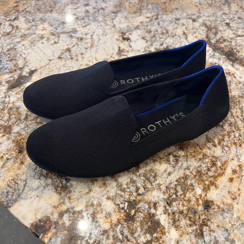 Rothy’s black loafer, EUC, size 7